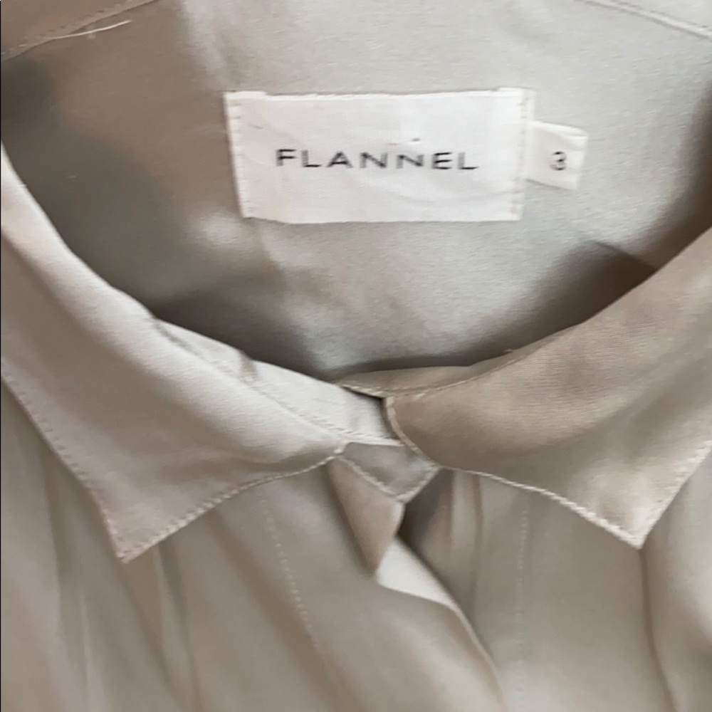 Blouse - Picture 2 of 3